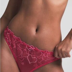 SKIMS EMBROIDERED TULLE THONG IN PUNCH NWT VARIOUS SIZES AVAILABLE